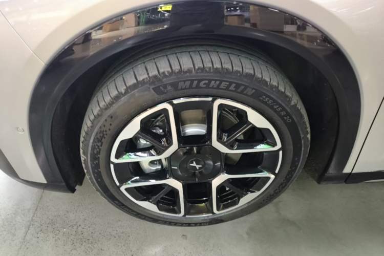 Used XPeng G7 2026 Model, Range-Extended 1704 Max Flagship Edition Exterior 4