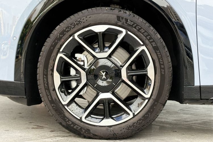 Used XPeng G7 2026 Model, Range-Extended 1704 Max Flagship Edition Exterior 7