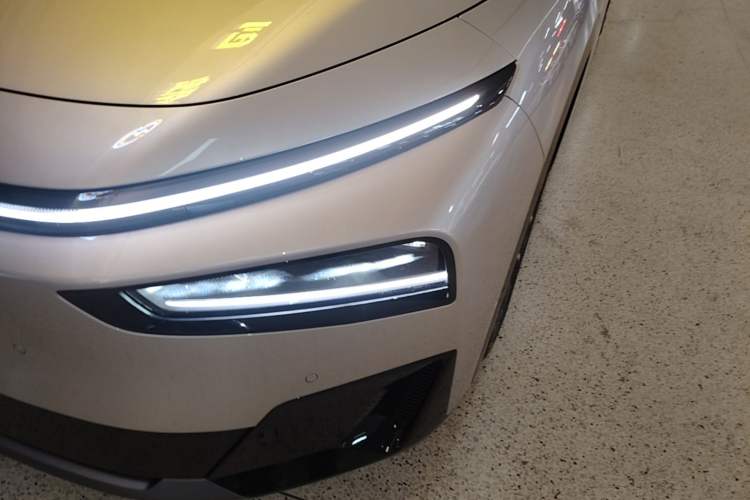 Used XPeng G7 2026 Model, Range-Extended 1704 Max Flagship Edition Left Front Headlight