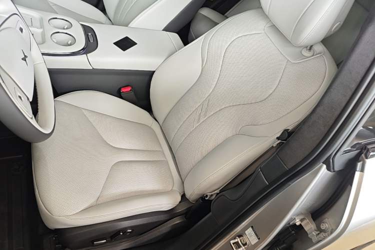 Used XPeng G7 2026 Model, Range-Extended 1704 Max Tech Edition Left Front Seat