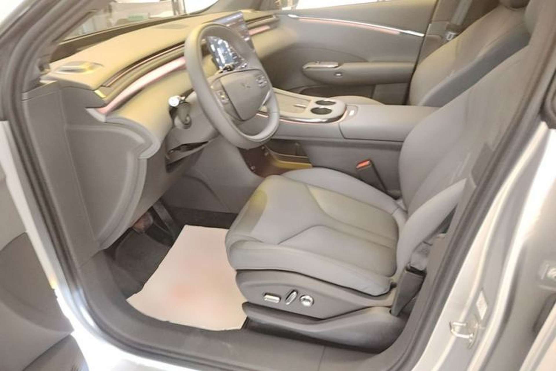 Used XPeng G7 2026 Model, Range-Extended 1704 Max Flagship Edition Left Front Seat