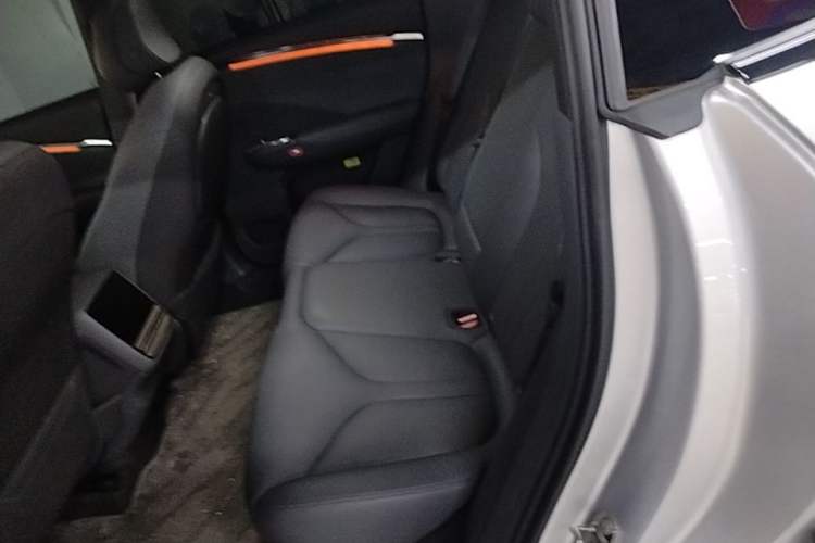 Used XPeng G7 2026 Model, Range-Extended 1704 Max Flagship Edition Left Rear Seat