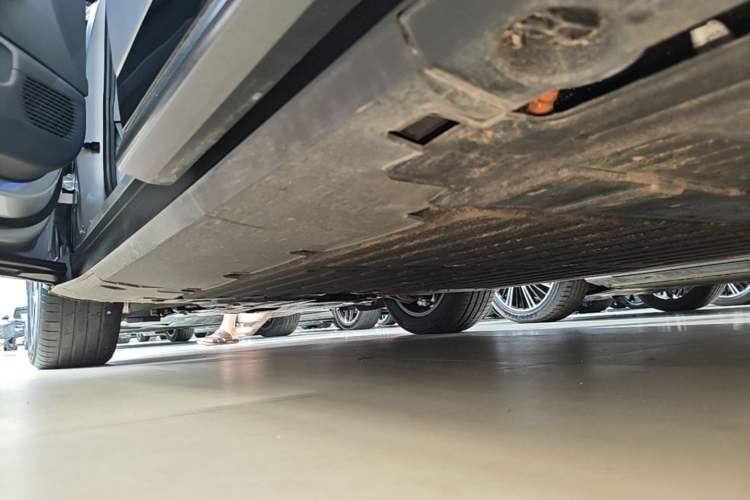 Used XPeng G7 2026 Model, Range-Extended 1704 Max Tech Edition Left Side Sill