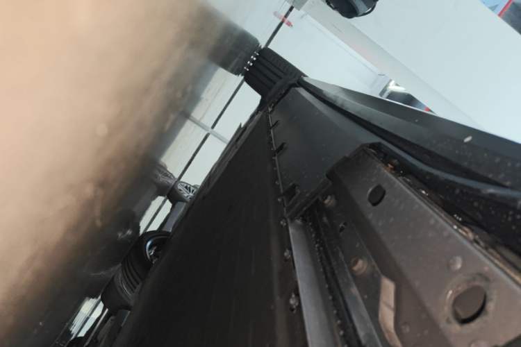 Used XPeng G7 2026 Model, Pure Electric 602 Max Flagship Edition Right Side Sill