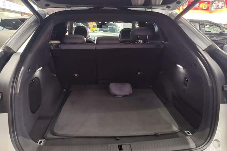 Used XPeng G7 2026 Model, Range-Extended 1704 Max Flagship Edition Trunk