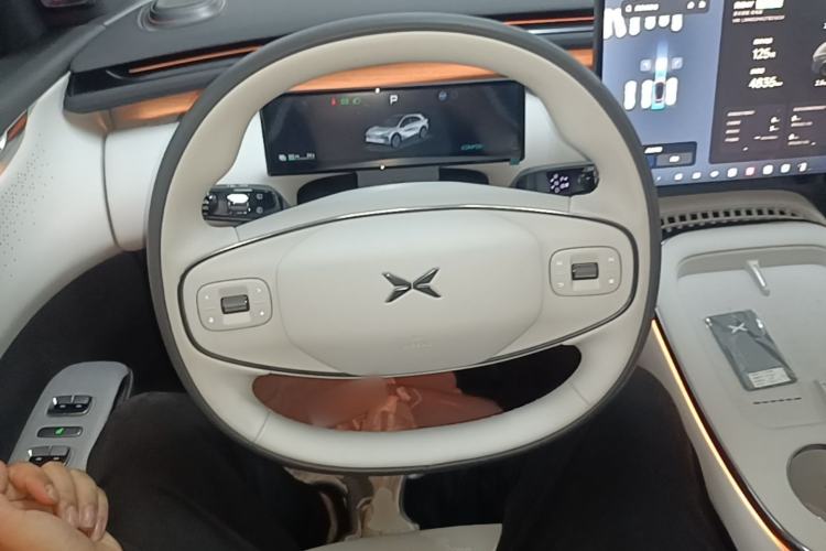 Used XPeng G7 2026 Model, Pure Electric 702 Max Flagship Edition Steering Wheel
