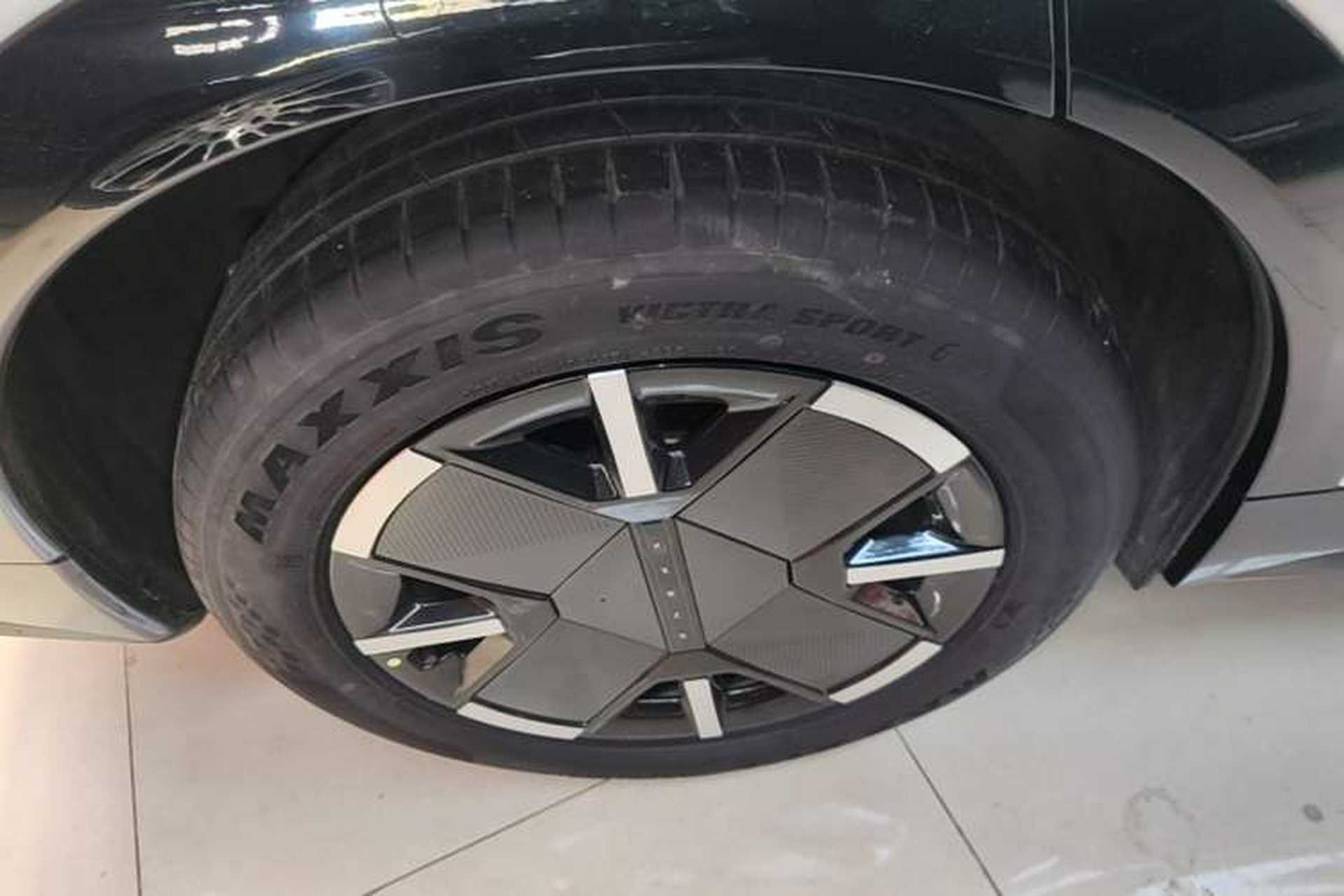 Used XPeng G7 2026 Model, Range-Extended 1704 Max Tech Edition Right Rear Wheel Hub