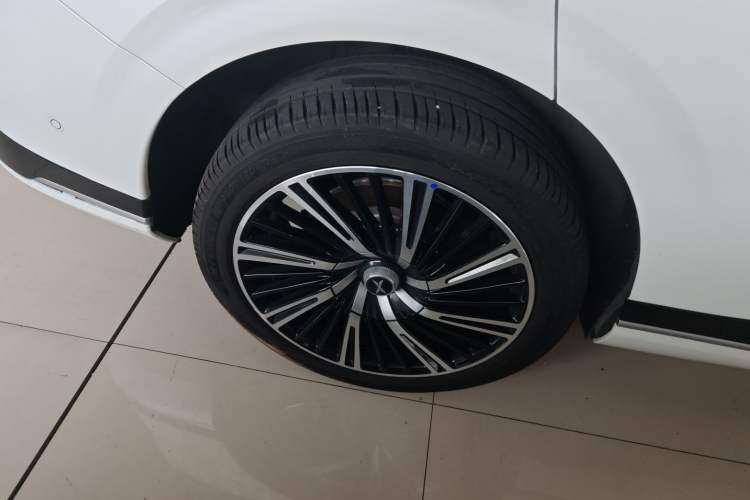 Used XPeng G9 2024 570 Max Exterior 8