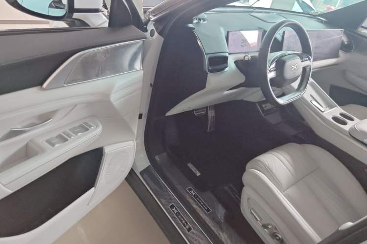 Used XPeng G9 2024 570 Max Interior 3