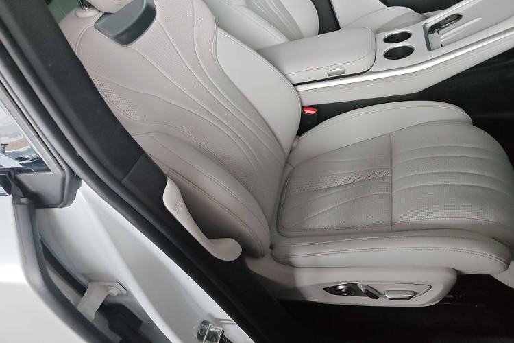 Used XPeng G9 2024 570 Max Right Front Seat