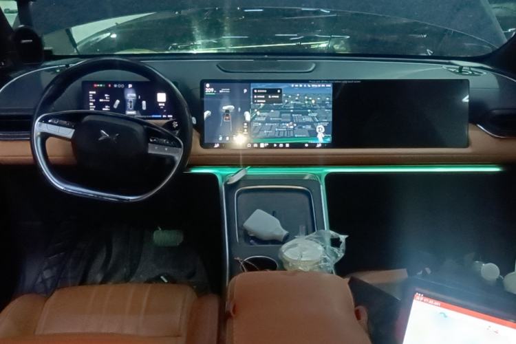Used XPeng G9 2022 702 Max Center Console