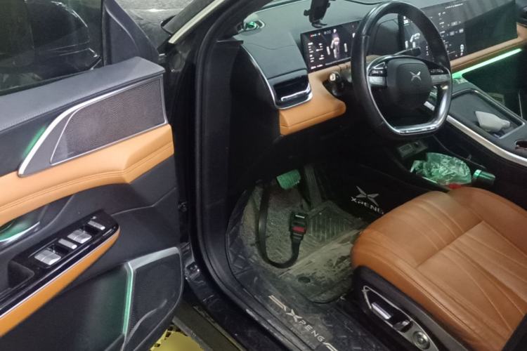 Used XPeng G9 2022 702 Max Driver Seat