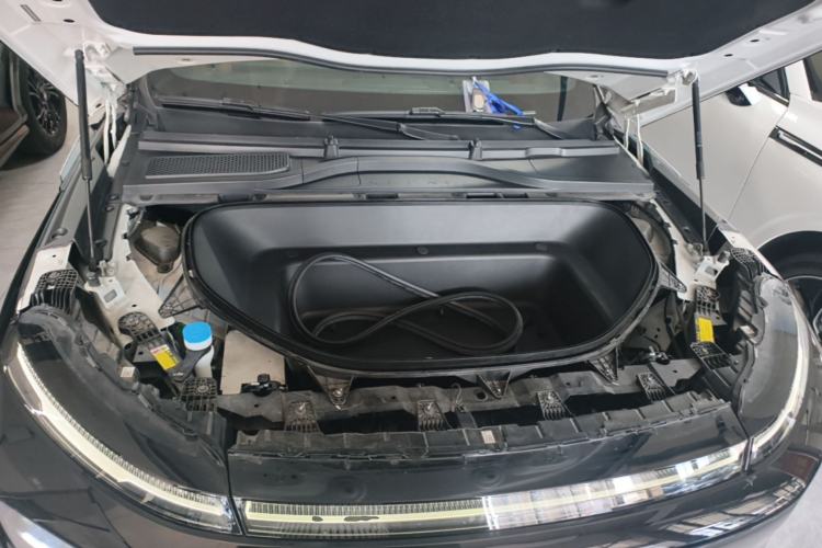 Used XPeng G9 2022 702 Pro Engine Bay