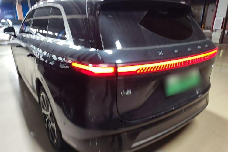 Used XPeng G9 2022 570 Max Exterior 2