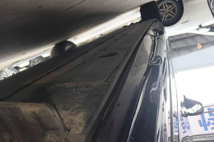 Used XPeng G9 2022 702 Pro Left Side Sill