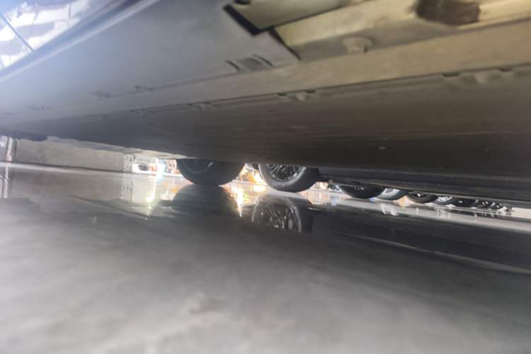 Used XPeng G9 2022 702 Pro Left Side Sill