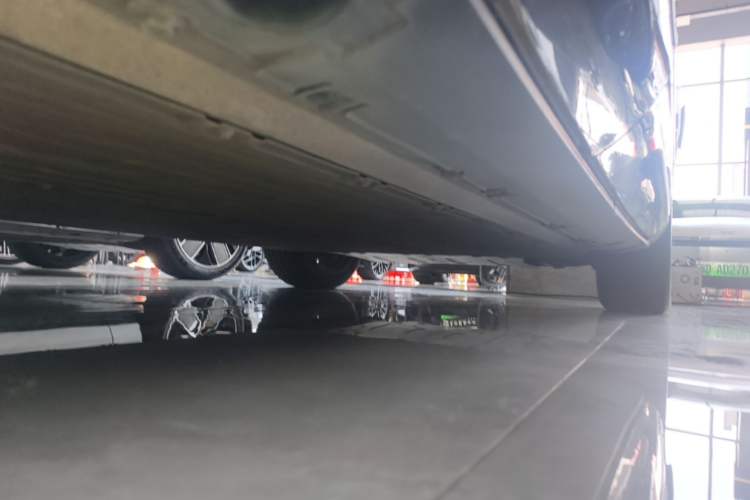 Used XPeng G9 2022 702 Pro Right Side Sill