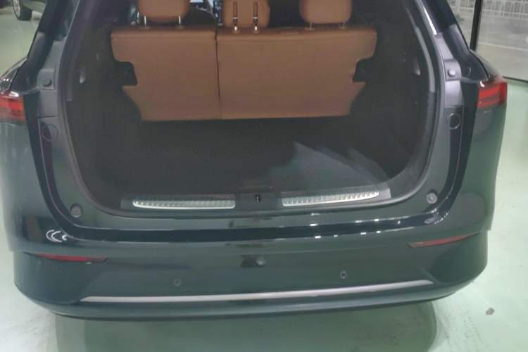 Used XPeng G9 2022 702 Pro Trunk