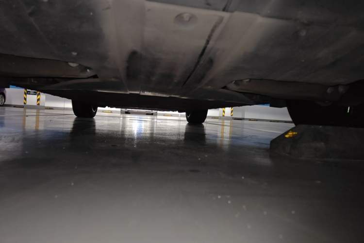 Used XPeng G9 2022 702 Max Chassis Rear