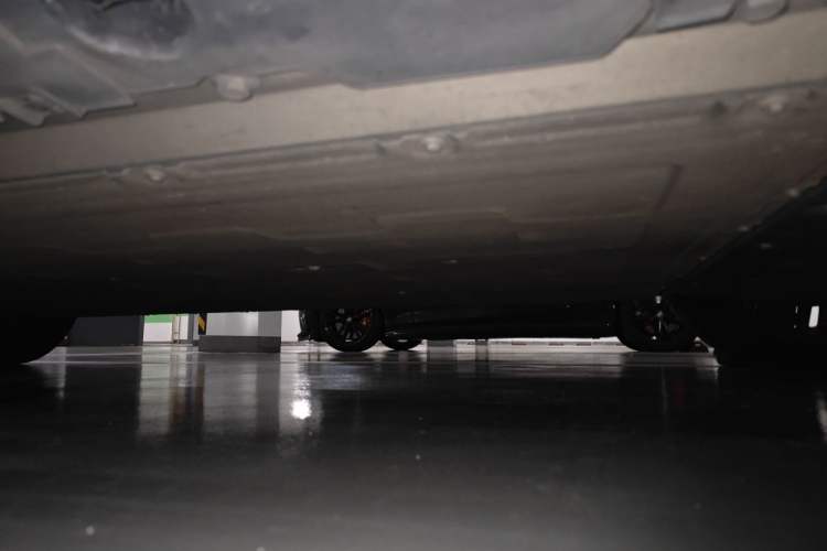 Used XPeng G9 2022 702 Max Chassis Rear Left