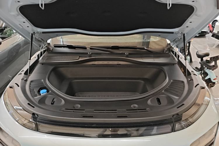 Used XPeng G9 2022 650 Performance Edition Max Engine Bay