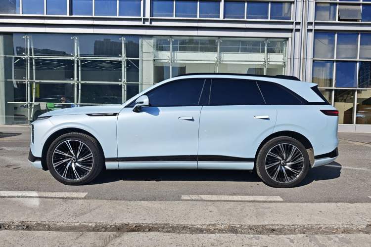 Used XPeng G9 2022 650 Performance Edition Pro Exterior 3