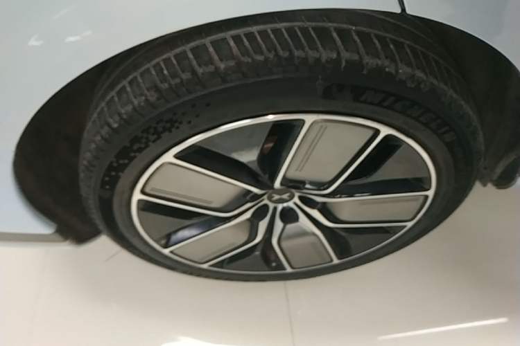 Used XPeng G9 2022 650 Performance Edition Pro Exterior 5