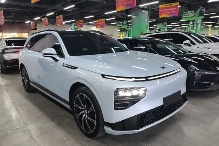 Used XPeng G9 2022 650 Performance Edition Max Front Right 45 Deg