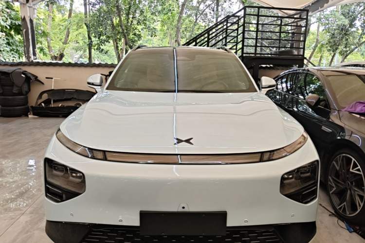 Used XPeng G9 2022 650 Performance Edition Max Front