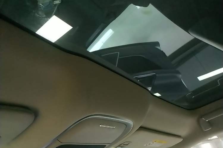 Used XPeng G9 2022 650 Performance Edition Pro Headliner
