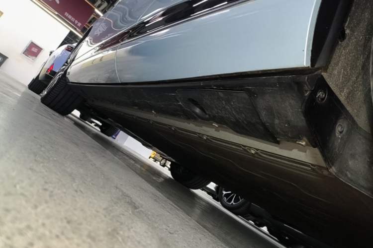Used XPeng G9 2022 650 Performance Edition Max Left Side Sill