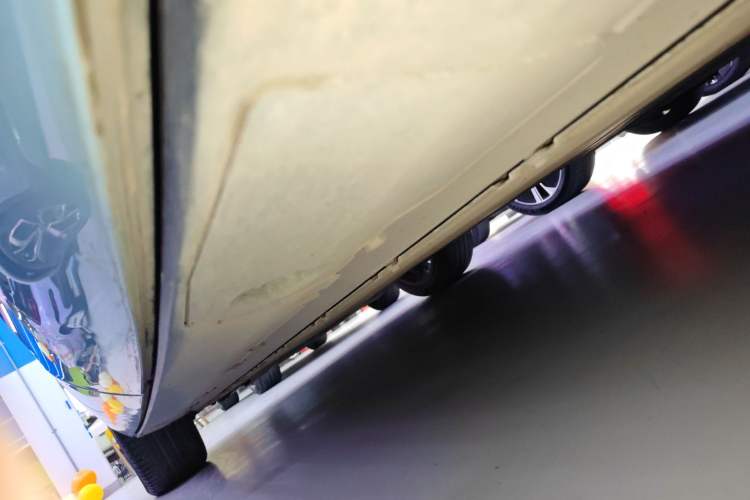 Used XPeng G9 2022 702 Pro Left Side Sill
