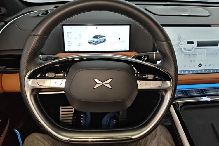 Used XPeng G9 2022 650 Performance Edition Max Steering Wheel