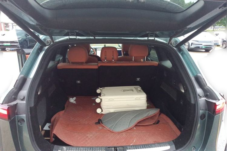Used XPeng G9 2022 702 Pro Trunk