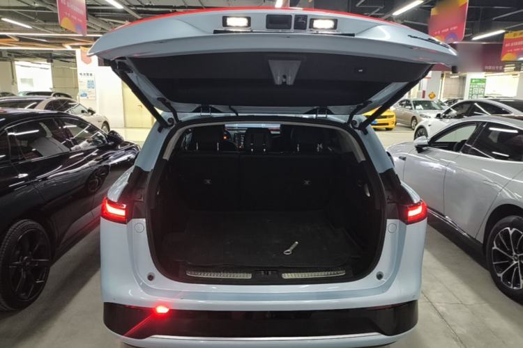 Used XPeng G9 2022 650 Performance Edition Max Trunk