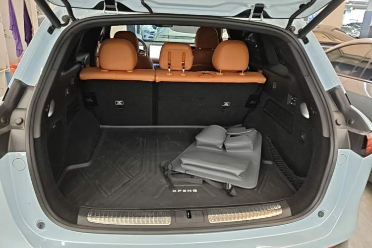 Used XPeng G9 2022 650 Performance Edition Max Trunk