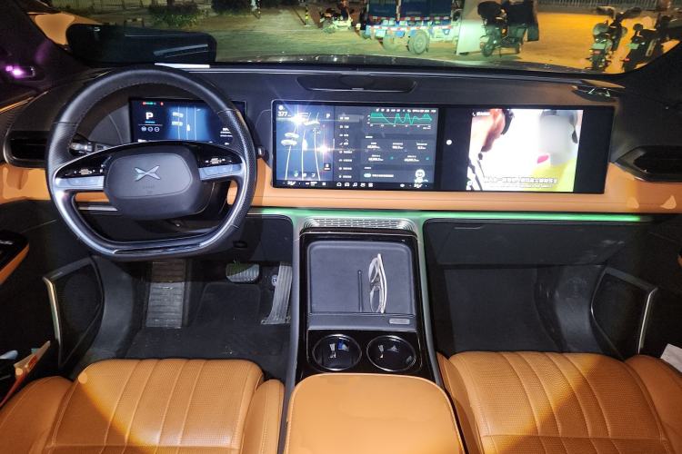 Used XPeng G9 2022 702 Pro Center Console