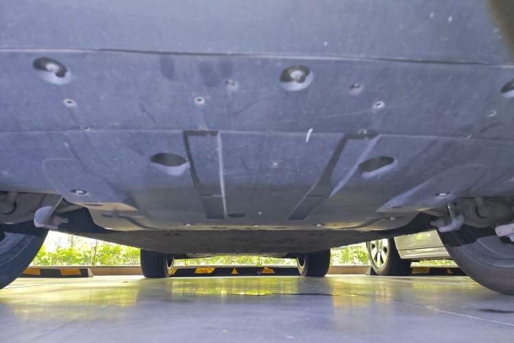 Used XPeng G9 2022 650 Performance Edition Pro Chassis Front