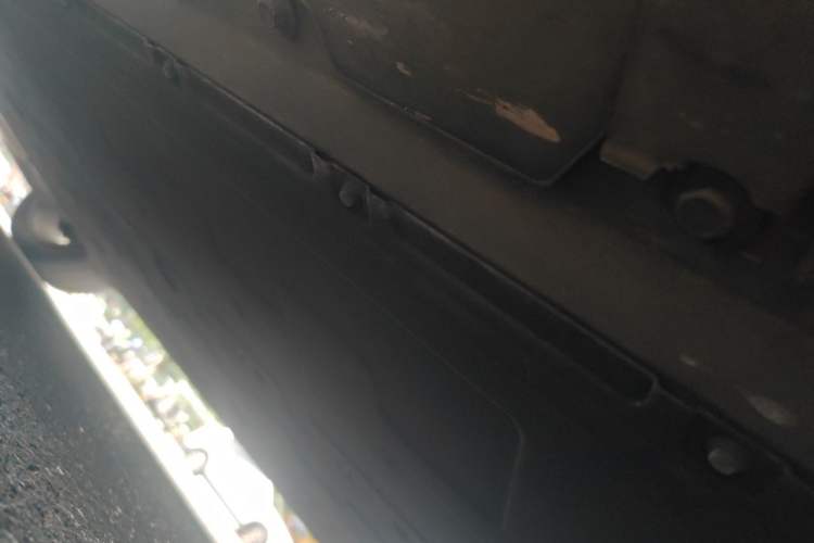 Used XPeng G9 2022 702 Pro Chassis Front Right