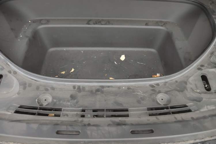 Used XPeng G9 2022 570 Pro Engine Bay