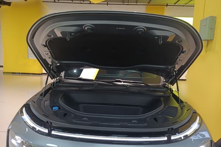 Used XPeng G9 2022 650 Performance Edition Max Engine Bay