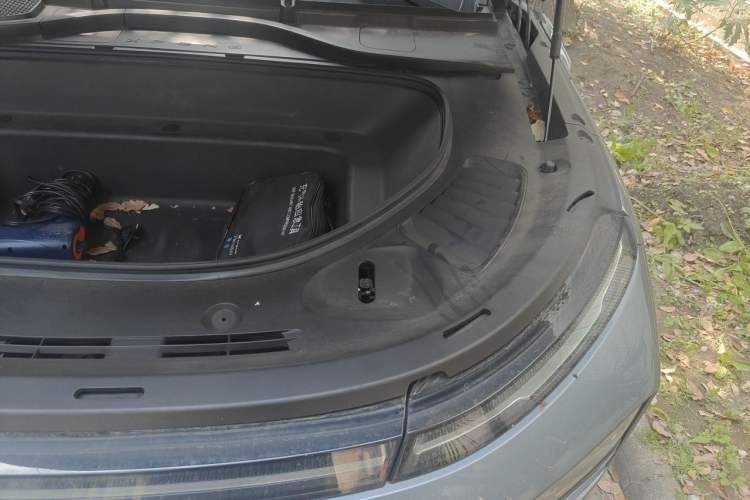 Used XPeng G9 2022 650 Performance Edition Max Engine Bay Left