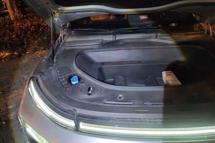 Used XPeng G9 2022 702 Pro Engine Bay Right