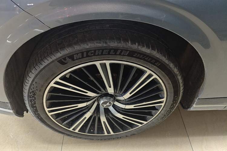 Used XPeng G9 2022 702 Pro Exterior 4