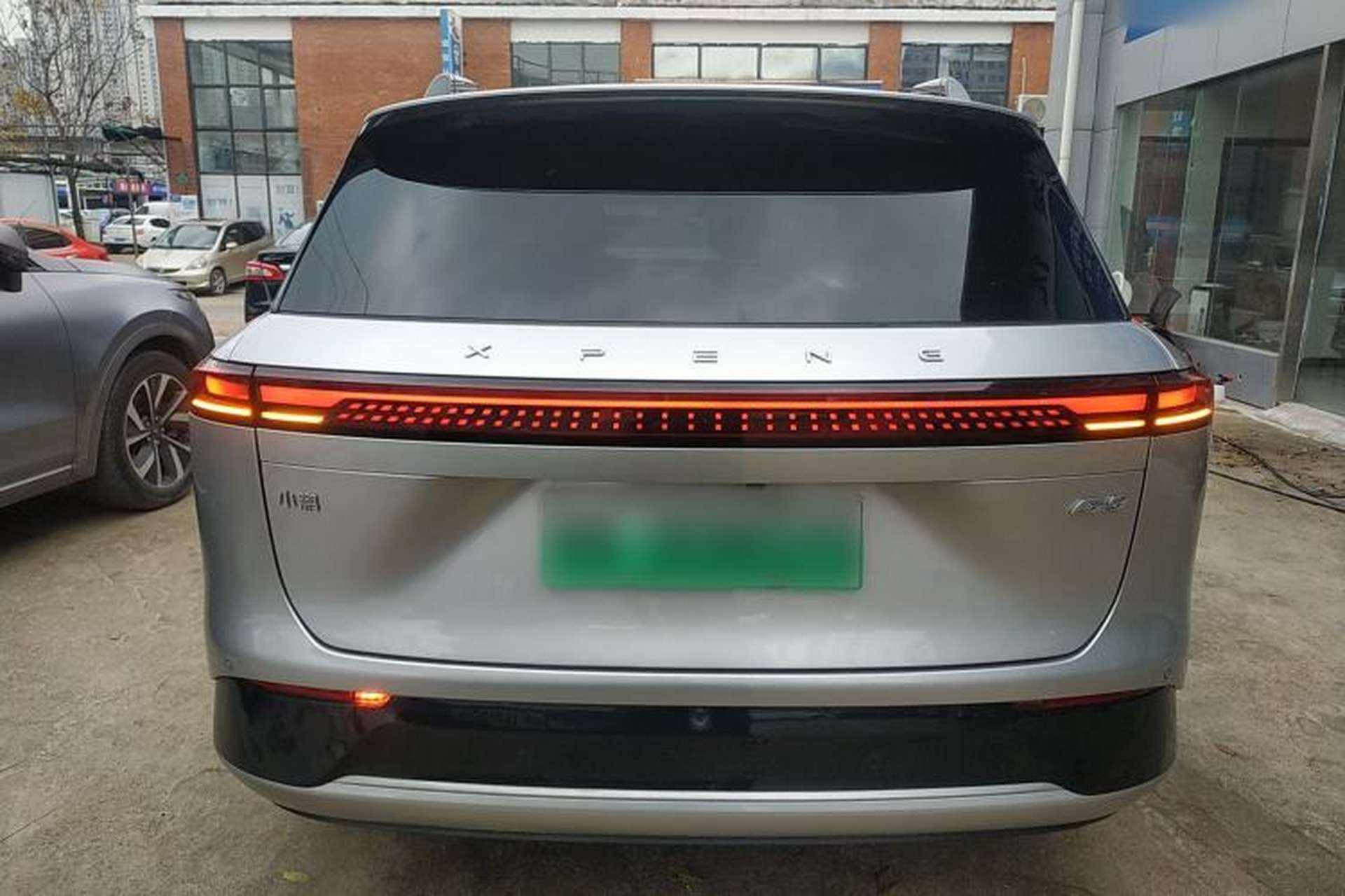 Used XPeng G9 2022 702 Max Exterior 4