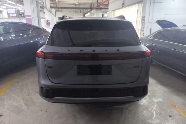 Used XPeng G9 2022 570 Max Exterior 4