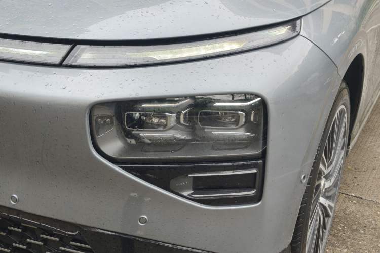 Used XPeng G9 2022 702 Max Exterior 5