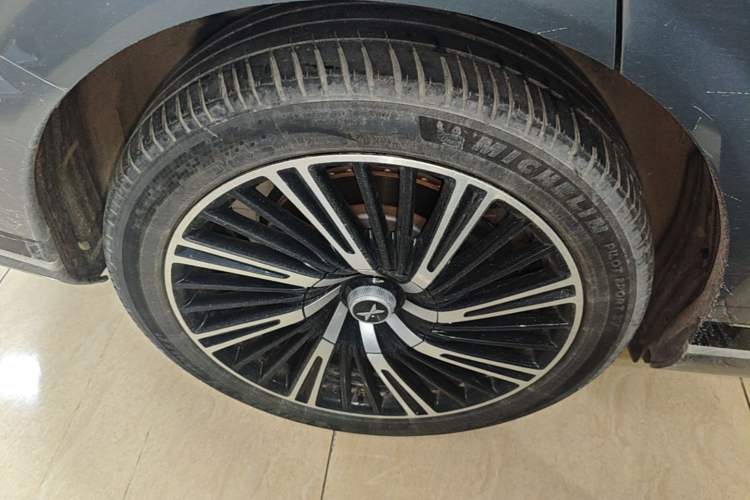 Used XPeng G9 2022 702 Pro Exterior 5