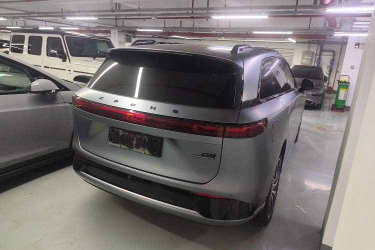 Used XPeng G9 2022 650 Performance Edition Max Exterior 5