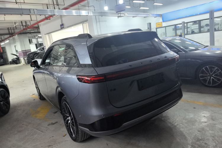 Used XPeng G9 2022 570 Max Exterior 5